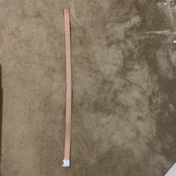 Lightly used Louis Vuitton Damier Belt Size 38/110 - Picture 4 of 6